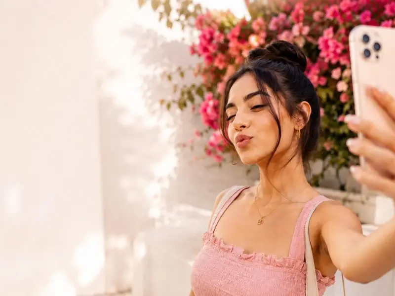 Profile or Three-Quarter Angle Pose