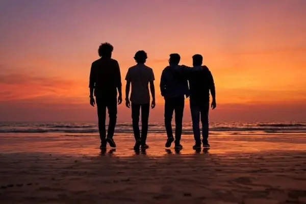 Back View or Silhouette Shot Pose 
